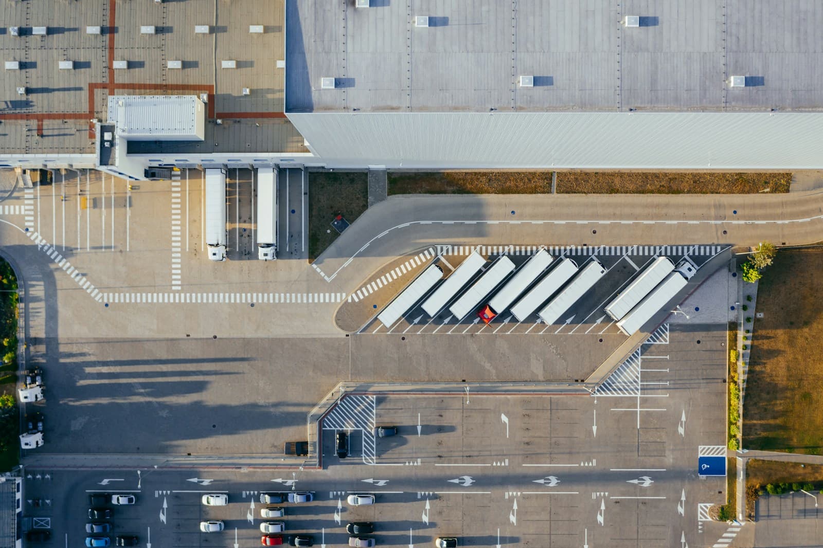 An online retail fulfillment operation